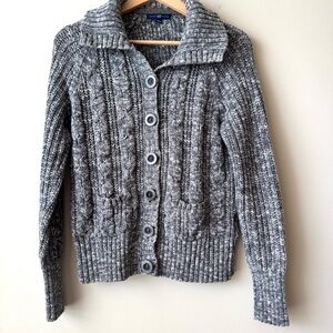2007 GAP Original Gray Cable Knit Cardigan. Excellent Condition! Original Owner.
